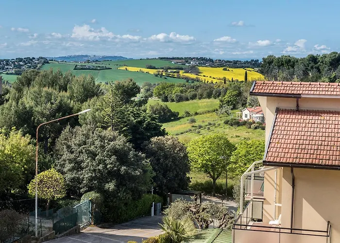 S069 - Sirolo, Quadrilocale In Centro Con Terrazzo E Garage Sirolo