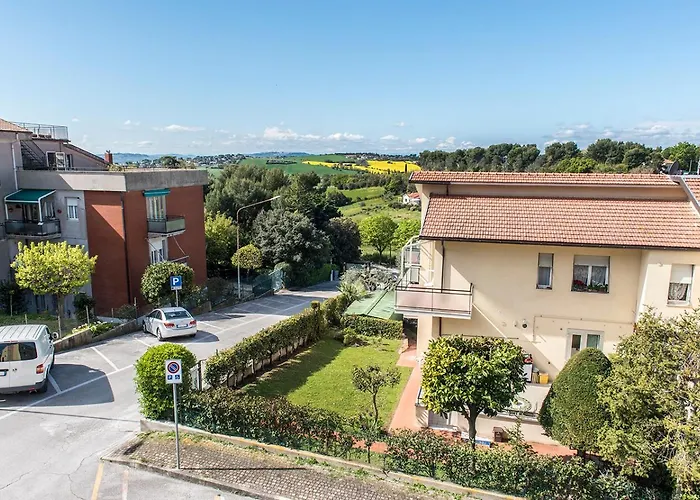 S069 - Sirolo, Quadrilocale In Centro Con Terrazzo E Garage Sirolo