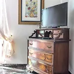 S069 - Sirolo, Quadrilocale In Centro Con Terrazzo E Garage *