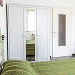 公寓 S069 - Sirolo, Quadrilocale In Centro Con Terrazzo E Garage 锡罗洛