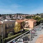 公寓 S069 - Sirolo, Quadrilocale In Centro Con Terrazzo E Garage 锡罗洛