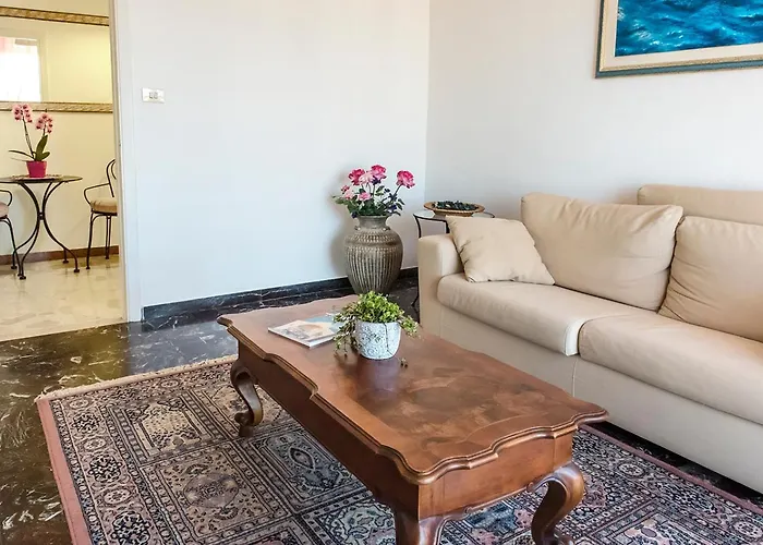 S069 - Sirolo, Quadrilocale In Centro Con Terrazzo E Garage Sirolo