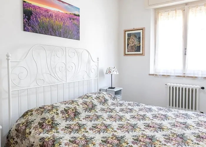 S069 - Sirolo, Quadrilocale In Centro Con Terrazzo E Garage *