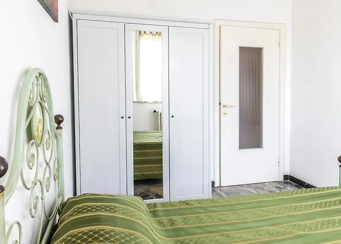 Apartment S069 - Sirolo, Quadrilocale In Centro Con Terrazzo E Garage Sirolo