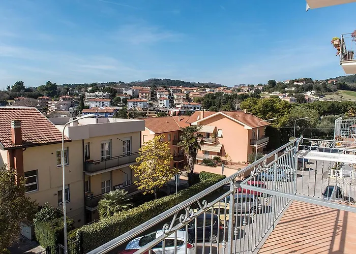 Apartment S069 - Sirolo, Quadrilocale In Centro Con Terrazzo E Garage Sirolo