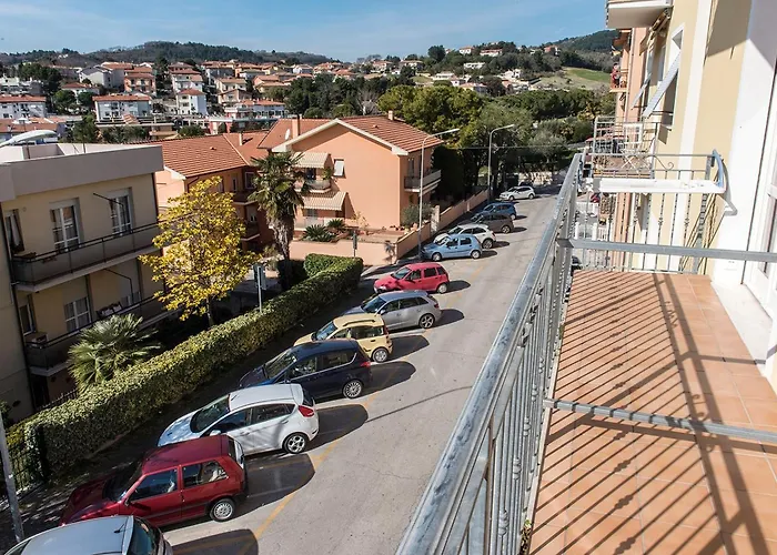 S069 - Sirolo, Quadrilocale In Centro Con Terrazzo E Garage Apartment